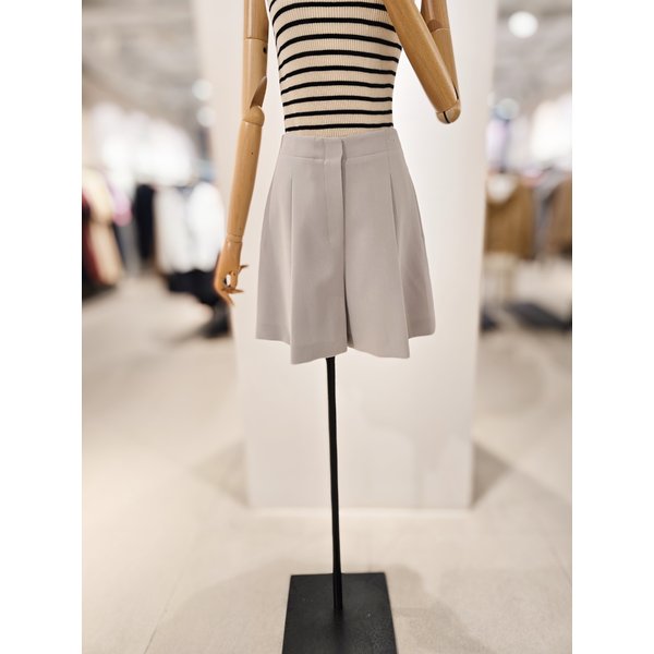 [파주점] [더아이잗컬렉션]클래식 테일러링 와이드 하프 팬츠 CR4A0SL211