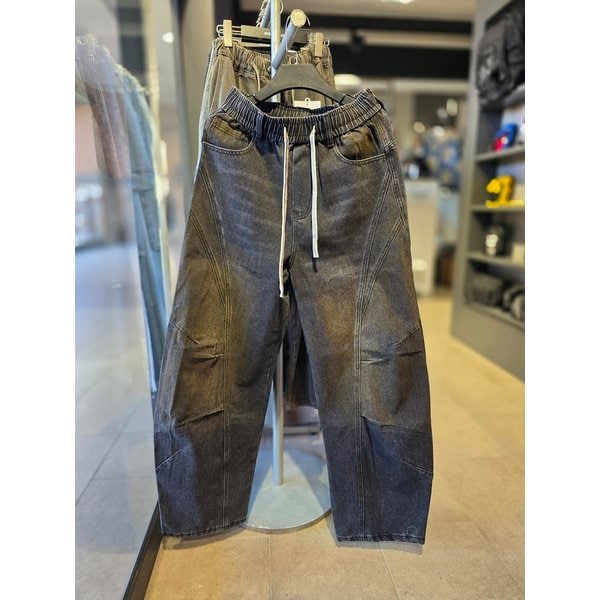 [시흥점] 26S/S 절개 더티워싱 데님팬츠(블랙)/JHZZ80104BK