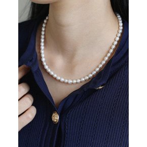 Betty Pearl Necklace