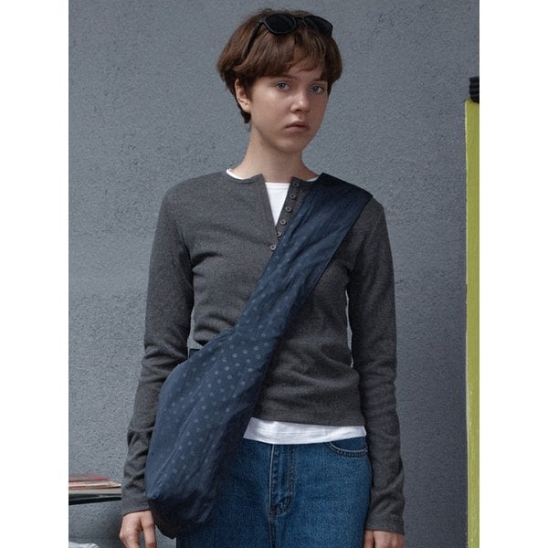 rachel henley tee - black
