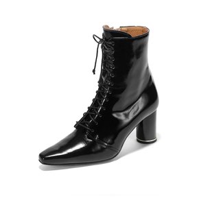 Glossy Lace-Up Boots_Black