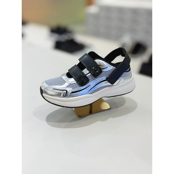 [시흥점] 플라워 스트랩 샌들 스니커즈 (실버) DW4DM26006SVX