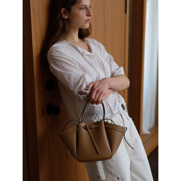 PETIT ANTHOS BAG [ALMOND - STITCH]