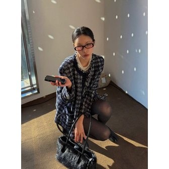 이비엠 에디션바이미샤 라운드넥 프린지 트위드 자켓 EMPAWJK120