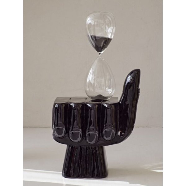 Fist chair_ Black