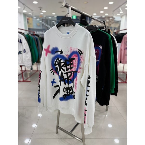 [여주점] 기모 그래피티 맨투맨 JGZZ22B26