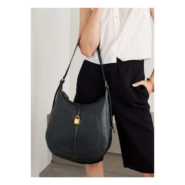 드멜리어 더 시에나 장식 텍스처 가죽 숄더 백 블랙 1647597357778881