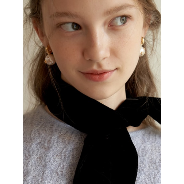 Mignon Etoile Pearl Hoop Earring_EC1685