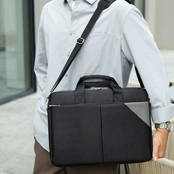 [옷자락] 남자 여자 수납력 생활 방수 15.6인치 노트북 가방