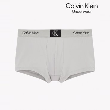 Calvin Klein Underwear 남성 1996 마이크로 로우라이즈 트렁크 (NB3406-9ME)