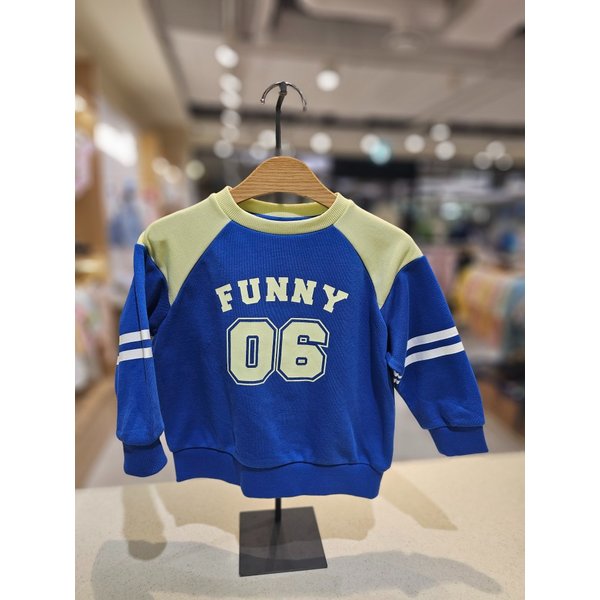 [파주점] (BL)  레터링 베색 맨투맨 8611933202