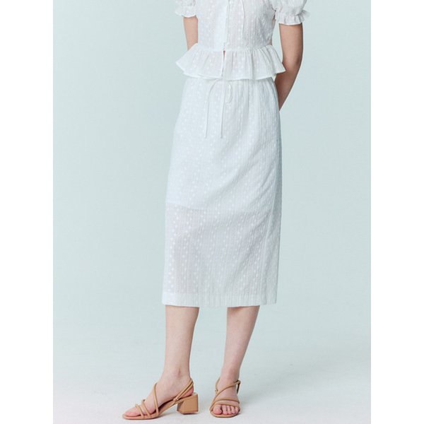 Flower embroidery H-line long skirt_White
