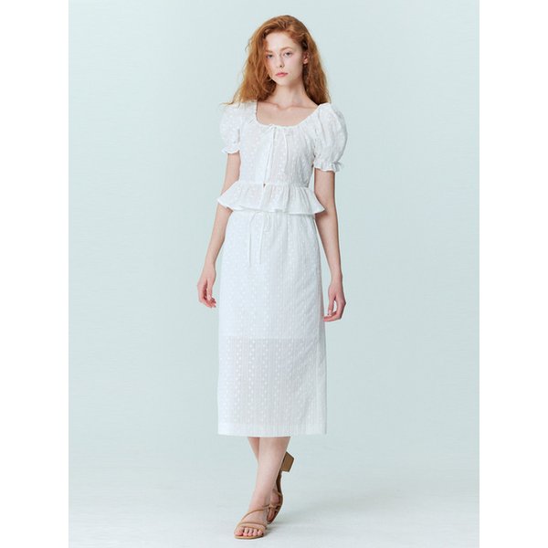 Flower embroidery H-line long skirt_White