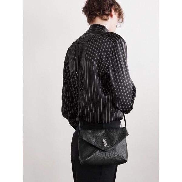 카산드르 로고 아플리케 텍스처 가죽 파우치 1647597346036278