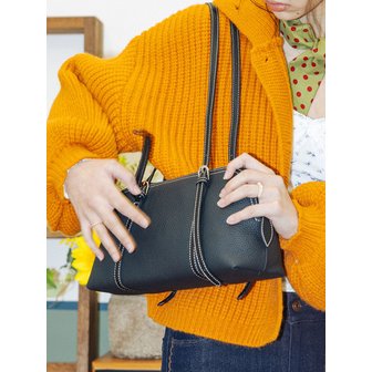 던드롭 DD_Stitch round bag_BLACK
