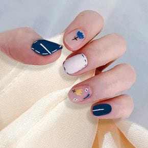 귀여운 블루 디자인 여성 붙이는 네일팁 [24tips]