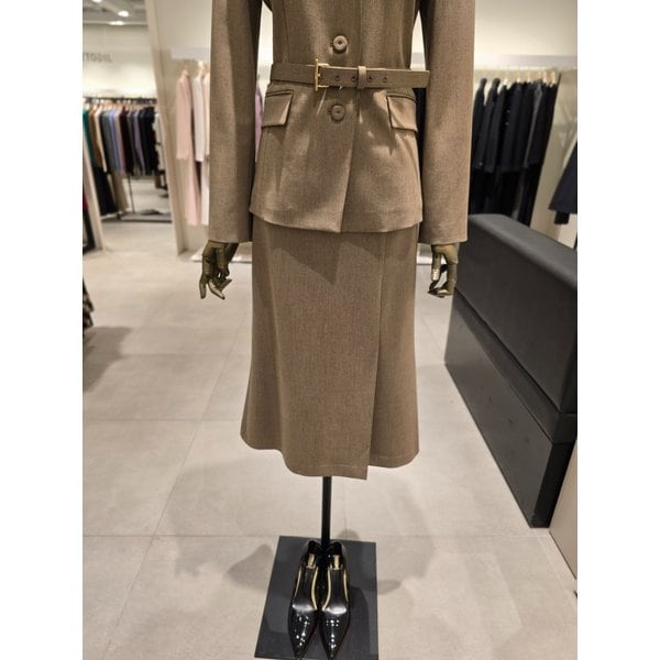 [파주점] 언밸런스 턱 머메이드 스커트 JS2B0SK702