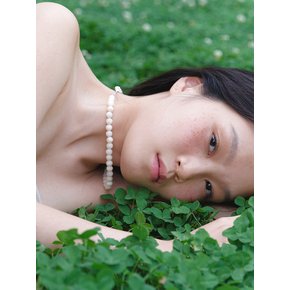 Fika gemstone necklace_ivory
