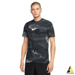 나이키 남성 드라이핏 카모 티 AOP (DR7571-010) (M NK DF TEE CAMO AOP)