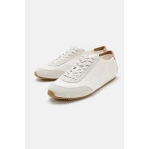 힐 디테일 더비 스니커즈 / 5470/710/001 WHITE