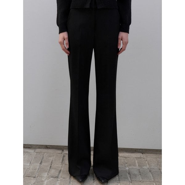 트윌 부츠컷 슬랙스 블랙 OU1309