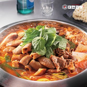 쇼핑의고수 칼칼한 감칠맛 곱창전골 밀키트 1114g