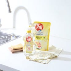 헨켈 프릴 베이킹소다 주방세제 허브/베리/레몬 용기 700ml 리필 1L