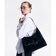 뉴발란스 뉴발란스 NBGCFSW107 글로시 태슬 빅 숄더 토트백 (BLACK)