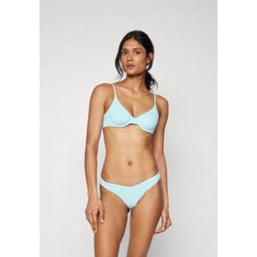 4600082 Calvin Klein WIRED TRIANGLE - Bikini top sail aqua 77132223