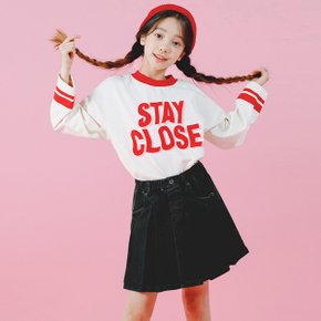 B.스테이 클로즈 레터링 티 JVFTO24