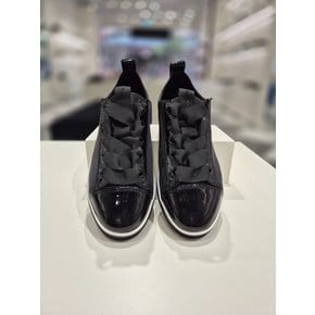 Ribbon strap sneakers 블랙 DG4DA23513BLK