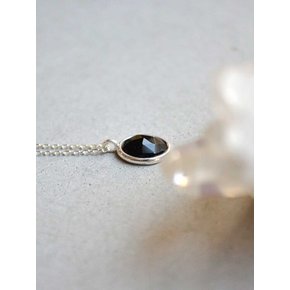 adore.onyx