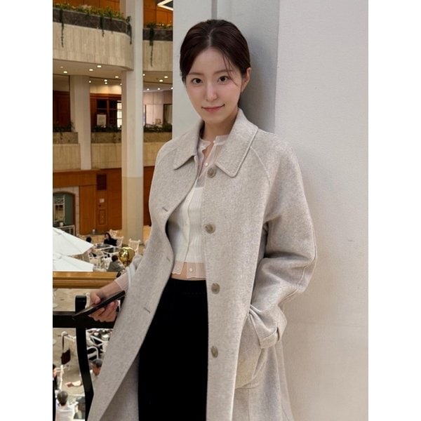 자수 핸드메이드 하프 코트 OW5XH0510