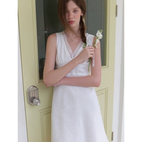 Forras lace midi dress (white)