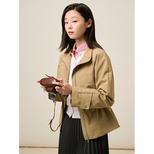빈폴레이디스 25SS 폴리 허리 스트링 재킷형 점퍼 - 베이지 BF5239C02A