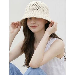KARRA 썸머펀칭버킷햇_A6M0773