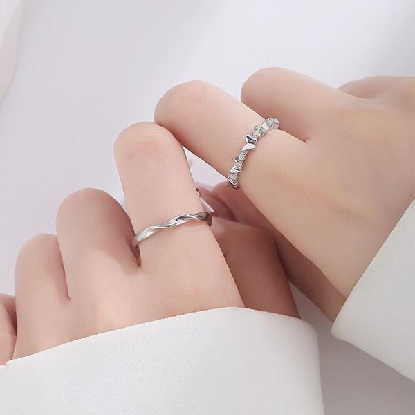 [옷자락] 여자 실버 나비 웨이브 꼬임 심플 연인 커플링 반지