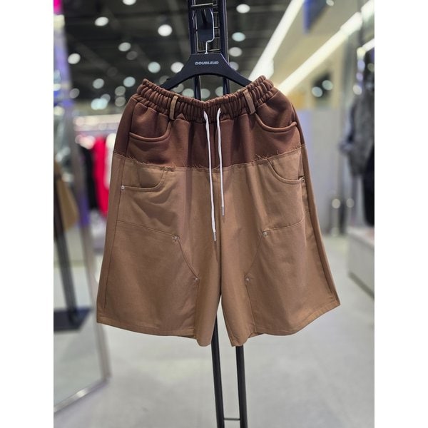 [시흥점] 공용 트윌하프  버뮤다핏 반바지브라운/JHZK81302BR