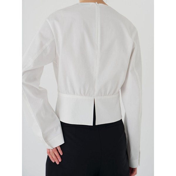 Minimal back slit cotton blouse