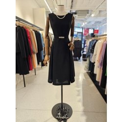 모조에스핀 트위드 벨티드 슬리브리스 원피스 S262MSE133