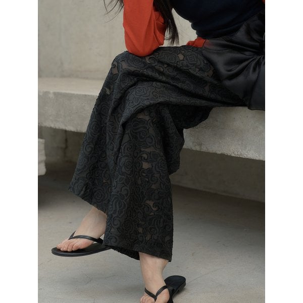 Flower Wide Slacks - [Black]