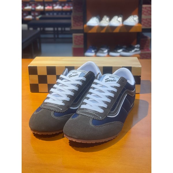 [여주점] (남여공용) 스니커즈 슈퍼 로우프로 (차콜) (VN000D83BF1)