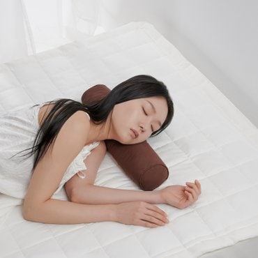 JAJU 고밀도 순면 원통 편백베개_42x10cm_브라운