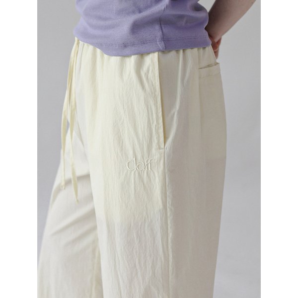 소프트 자수 밴딩 팬츠_butter