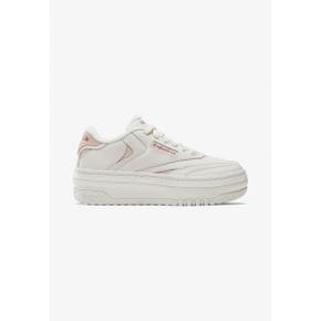 4205149 Reebok NON FOOTBALL CLUB C EXTRA - Trainers chalk possibly pink fr sedona rose