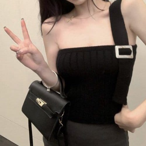 어깨끈 벨트 세로 라인 크롭탑 나시 2