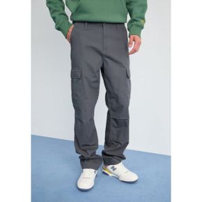 4796737 Carhartt REGULAR PANT - Cargo trousers graphite