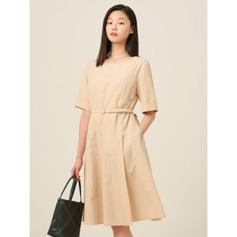 빈폴레이디스 보트넥 반소매 핏 앤 플레어 원피스  베이지 (BF5471C07A)