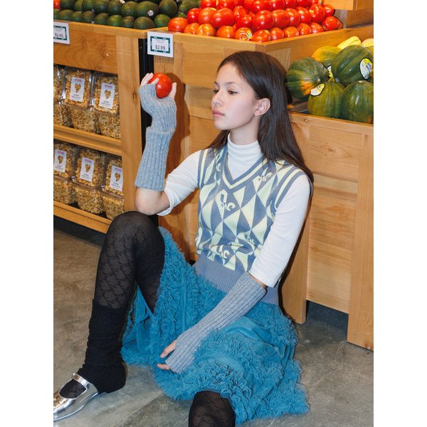 로고플레이 브이넥 니트 베스트 AP4KVA62