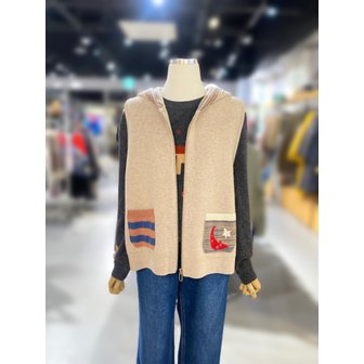 베네통 [여주점] 자수퀼팅니트베스트 (BAKVA3561)